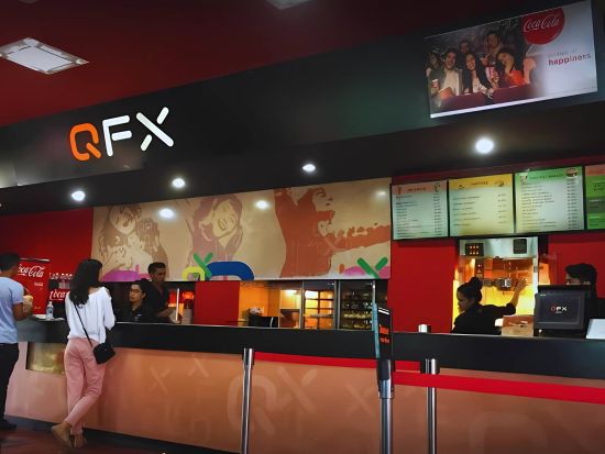 ネパール文化をスクリーンで体感！日本語通訳と楽しむ映画鑑賞ツアー」 ＜ホテル送迎付き／カトマンズ発