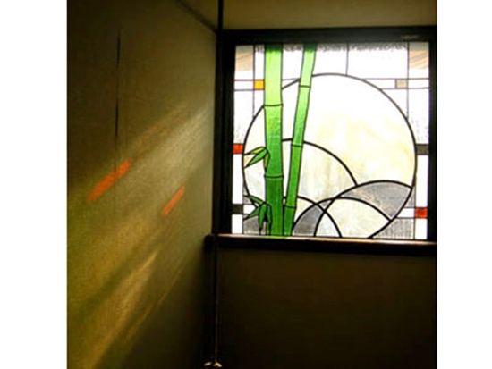 ステンドグラス体験 ステンドグラスのフォトフレーム作り 世界に1つだけのオリジナルフレームを作成！＜阪急池田駅徒歩約4分／約2時間／カフェ併設＞