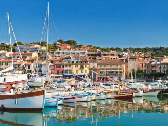 港町カシ観光ツアー　絶景カナイユ岬＆遊覧船クルーズ＜貸切／日本語ドライバー／半日または終日／マルセイユまたはエクス・アン・プロヴァンス発＞