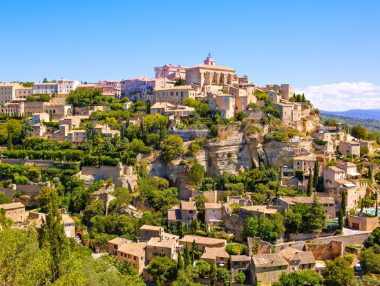 リュベロン地方の美しい村々ルシヨン＆ゴルド 1日観光ツアー　ワイナリー訪問付き＜貸切／日本語ドライバー／8時間／マルセイユまたはエクス・アン・プロヴァンス発＞