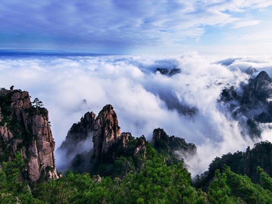 【北京発・1泊2日ツアー】黄山と宏村 1泊2日間の旅＜日本語ガイド／送迎付き／1名催行＞