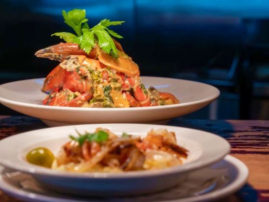 ボーンフィッシュ・シーフードレストラン（Bonefish Seafood Restaurant）食事券＆事前予約サービス＜現地集合・解散／デナラウ地区＞