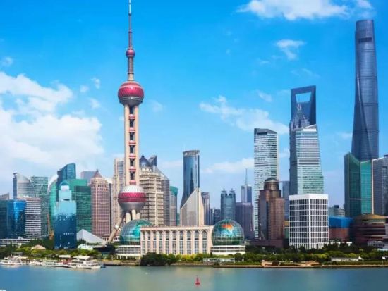 東方明珠電視塔展望台入場チケット予約 上海の絶景を一望！スリル満点ガラスの回廊も！＜上海発＞