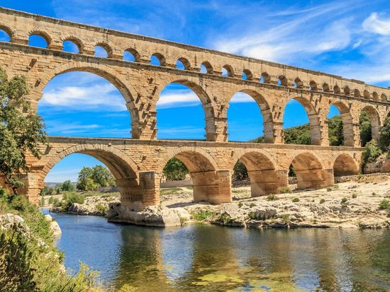 France_Provence_Pont_du_Gard_123RF_16225425_ML