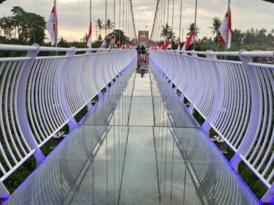 ガラスブリッジバリ（Glass Bridge Bali）入場チケット事前予約