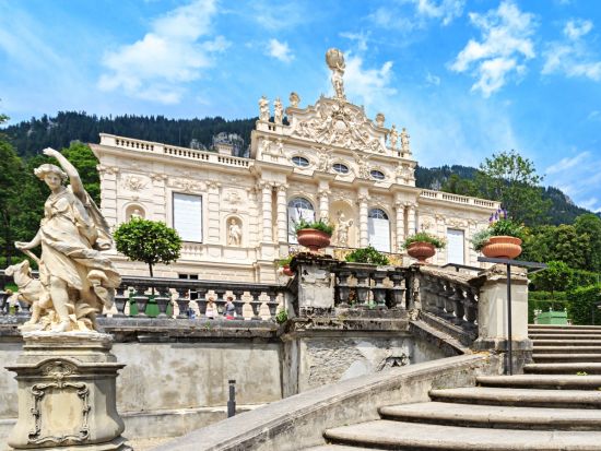 ドイツ ハイライト日帰りツアー　充実の5か所訪問　ノイシュヴァンシュタイン城＋リンダーホーフ城＋ヴィース教会＋聖コロマン教会など＜日本語／ミュンヘン発＞