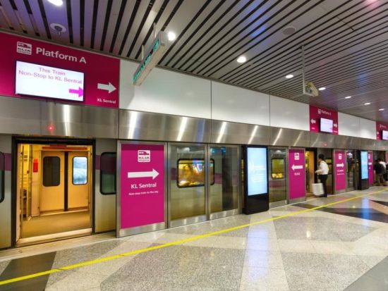 KLIAエクスプレス　乗車券事前予約　鉄道2日間乗り放題付きのKLトラベルパスあり＜片道または往復＞