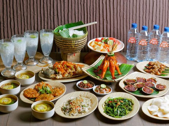 バレ・ウダン・マン・エンキン（Bale Udang Mang Engking）　食事券＆事前予約サービス＜クタ＞