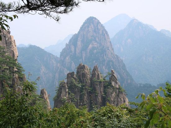 笔架山