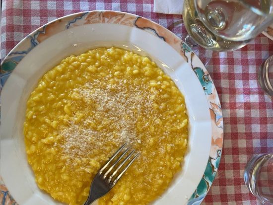 ミラノ  グルメウォーキングツアー！本場のリゾット・アランチーナ・イタリア各地のグルメを食べつくす＜ワイン試飲＆ミラノコーヒー／英語ガイド＞