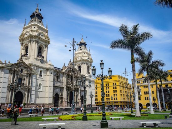 リマ市内＋バランコ地区 プライベート半日観光＜4時間／日本語ガイド／リマ発＞