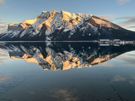バンフ国立公園6大湖巡り　1日観光ツアー ＜4月・10月／日本語ガイド／バンフ発＞