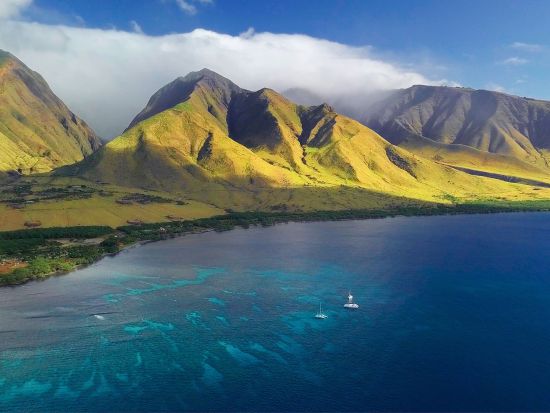 マウイ島ドルフィンウオッチングクルーズ　軽食＆ソフトドリンク付き！＜2時間／5～11月／英語ガイド＞