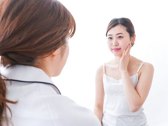 Beauty_Counseling_AdobeStock_438266431