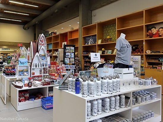 UBC-Bookstore-02-600