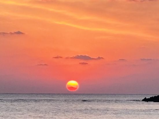 サンセットクルージングツアー グ美しい夕焼けを船上から楽しむ癒しのひととき＜百合ケ浜ビーチ発＞ byタンディーマリン