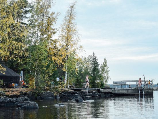 心と身体を整えるサウナセレモニー体験　ロウリュ×瞑想×ヴィヒタで五感を刺激＜英語ガイド／約3時間／タンペレ発＞