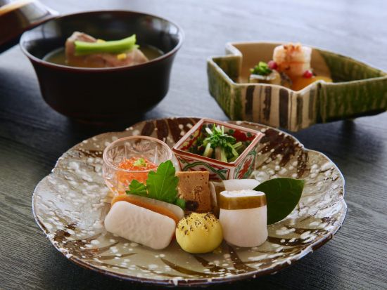 【夜 催行】舞妓さん鑑賞＋和会席　京の隠れ家「清和荘」で唯一無二の時間を体験＜お部屋貸切／撮影自由／最大50名様＞