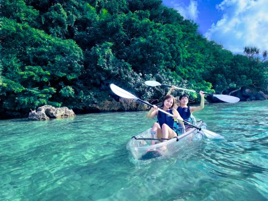 青の洞窟探検＋ウミガメシュノーケル＋川平湾クリアカヤック 透明度抜群の海を大満喫！GoPro撮影&グラスボート割引チケット付きプランあり◎＜約5時間／送迎可＞