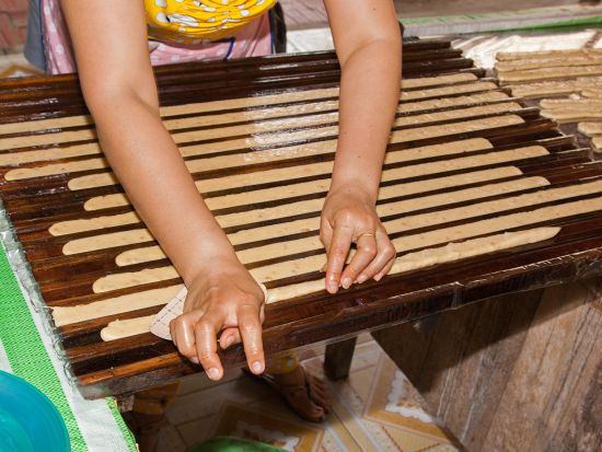 【貸切】メコン川クルーズ半日ツアー　GW限定で混載プランも受付中！手漕ぎボート体験＆ココナッツ工房　クアンブイの昼食付プラン有＜日本語ガイド＞