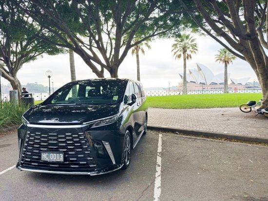 B3DCC2F8-6D14-49E3-9658-473CA46C0BE4