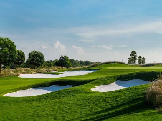 ヴィンパール・ゴルフ・ナム・ホイアン 　ゴルフ場予約＜日本語ガイド／送迎あり＞