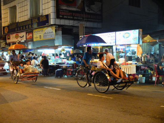 ペナン観光ツアー　トライショーで巡る世界遺産ジョージタウン＋屋台グルメ食べ歩き＜送迎付き／英語ガイド／ペナン発＞