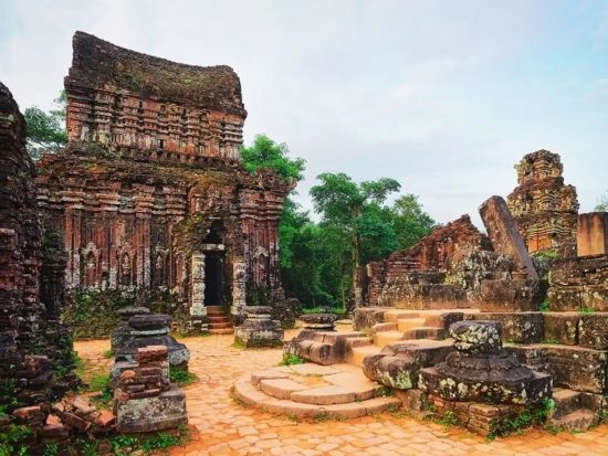 世界遺産ミーソン遺跡貸切ツアー　入場チケット＆英語または日本語ガイド付きプランあり！＜午前・午後／ダナン・ホイアン発／空港お迎え可＞