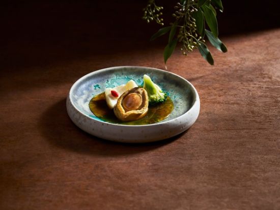 ハイテンロー「Hai Tien Lo」食事券＆事前予約サービス　5つ星ホテル内のレストランで伝統的な広東料理を堪能