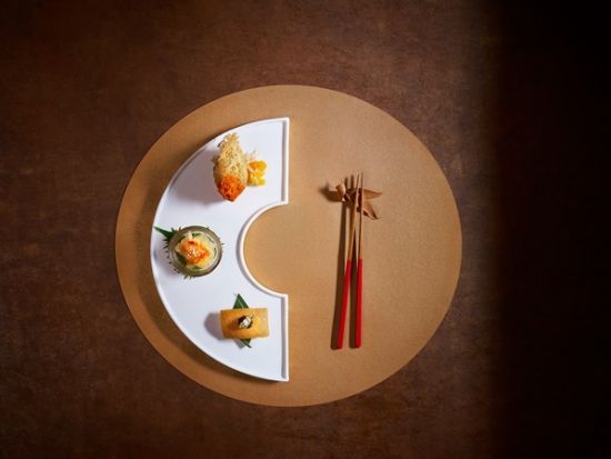 ハイテンロー「Hai Tien Lo」食事券＆事前予約サービス　5つ星ホテル内のレストランで伝統的な広東料理を堪能