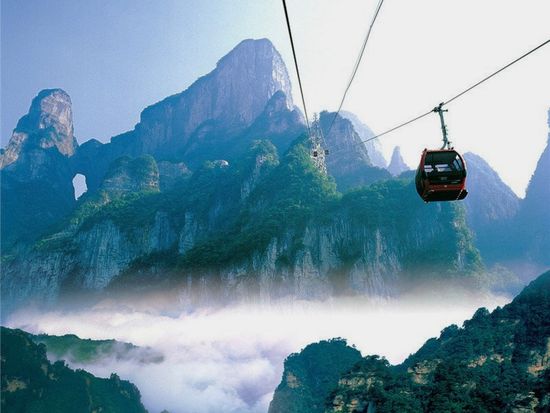 天门山缆车1