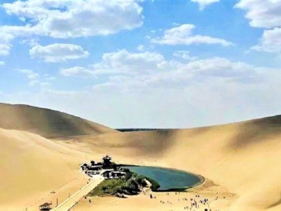 上海発・敦煌2泊3日 ＜日本語ガイド／宿泊付き／食事付き／1名催行＞