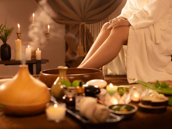 カフェラウンジ利用サービス＋ベルスパ「VEL SPA」　深夜＆早朝帰国便をご利用の方に最適！ディナー付き＜ホテルお迎え＆空港お送り付き＞