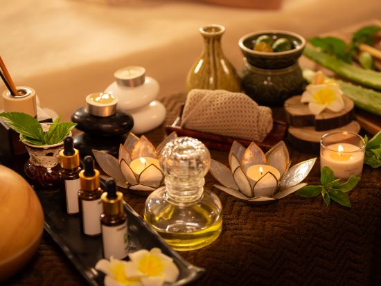 カフェラウンジ利用サービス＋ベルスパ「VEL SPA」　深夜＆早朝帰国便をご利用の方に最適！ディナー付き＜ホテルお迎え＆空港お送り付き＞