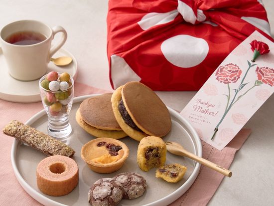 10481294-001_母の日　七宝風呂敷包みスイーツギフト_風呂敷包みスイーツギフト_img1_S