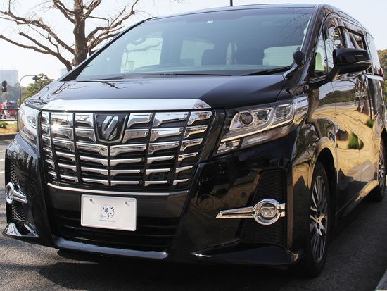 alphard_front