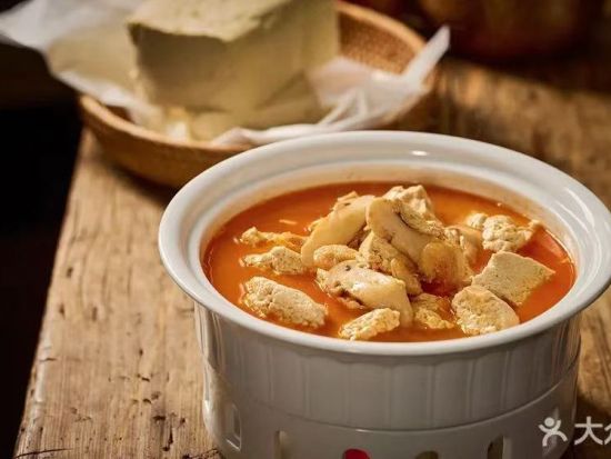 北京ダック名物料理－花家怡園(四合院本店）☆食事券＆事前予約サービス