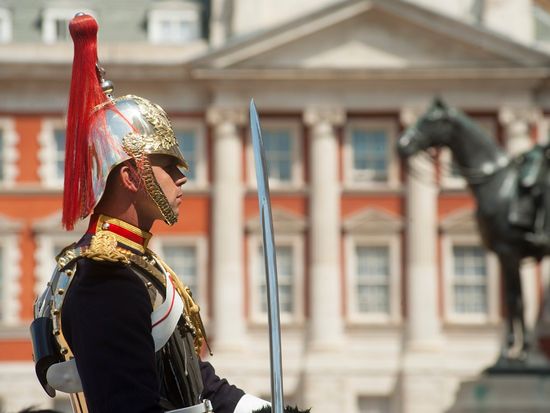 RS4322_Highlights Tour Sword