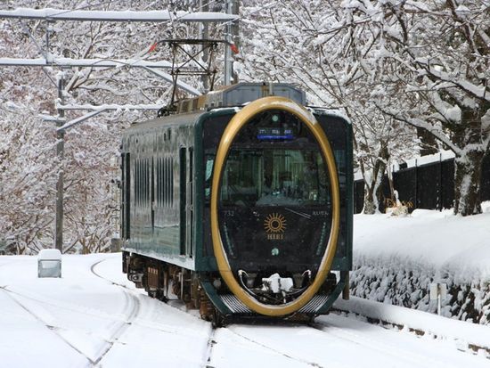 SR4R8_1f749b5d-297a-49bf-b849-e1e55c263ea2