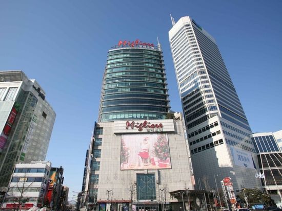 200013635_base_17398578104933