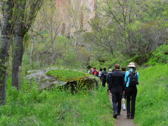 カッパドキア1日観光　絶景と古代遺跡を巡るグリーンツアー　ウフララ渓谷ハイキング＆地下都市＆セリメ修道院＜混載／約7時間／英語ガイド＞＊前日まで予約受付中
