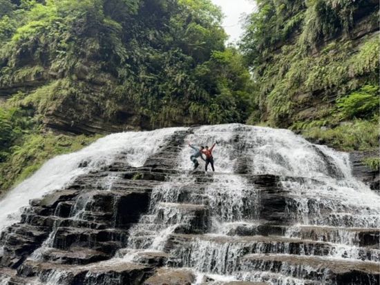 【貸切】マヤグスクの滝ジャングルトレッキング ここでしか見れない絶景を満喫＜1日／昼食付／1～4名／送迎可／写真プレゼント＞