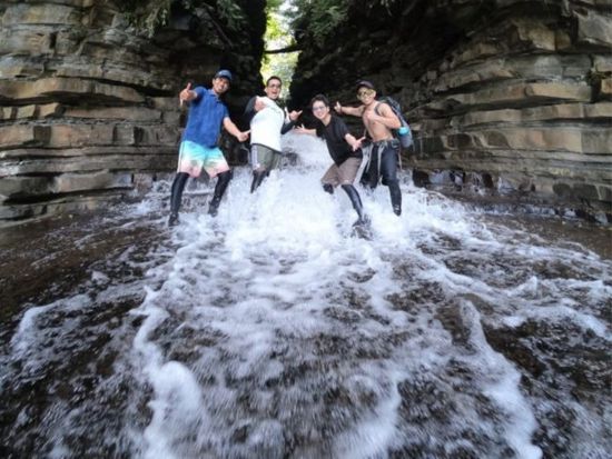 【貸切】マヤグスクの滝ジャングルトレッキング ここでしか見れない絶景を満喫＜1日／昼食付／1～4名／送迎可／写真プレゼント＞
