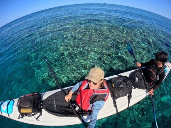 【貸切】鳩間島シーカヤックツアー 島渡り＆シュノーケリング体験も 鳩間ブルーで絶景ランチ付◎＜約6時間30分／1～5名／送迎可／写真プレゼント＞