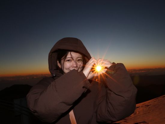 マウナケア山頂日の出と星空観測ツアー 満天の星空と日の出に感動！ツアーガイド撮影の一眼カメラ写真ご提供＜軽食付／日本語ガイド＞byマサシネイチャースクール