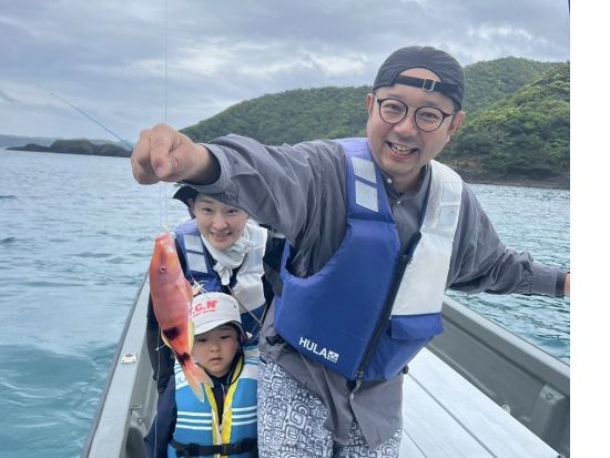 奄美大島【船釣り体験 】世界遺産に認定された奄美大島でフィッシングクルーズ！＜120分or180分＞お一人様も可能by 奄美シーランド