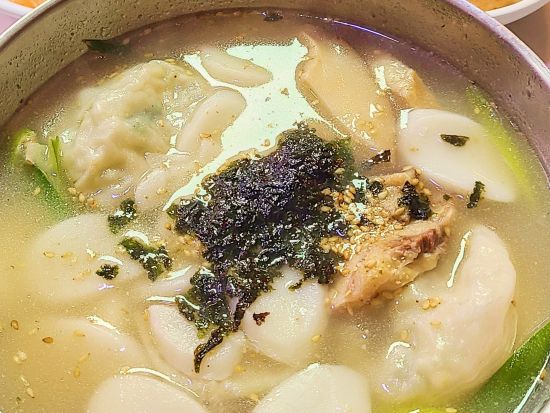 「赤い袖先」ドラマロケ地ツアー　大長今パーク＋昌徳宮後苑＋ドラマ衣装でプリクラ撮影＜1日／ソウル発／昼食付＞