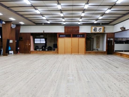 「修武館」にてなぎなた体験 一文字の乱れをマスター＆武道場で記念撮影＜約90分／伊丹市＞