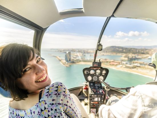 空から見るバルセロナ！ヘリコプター空中遊覧フライト＜6分or11分／英語／バルセロナ発＞