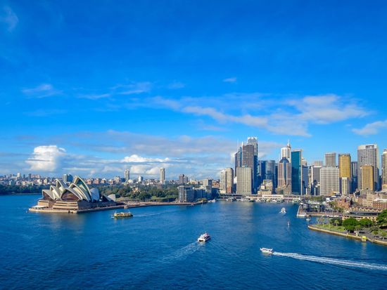 Australia_Sydney_Harbour_shutterstock_524905105